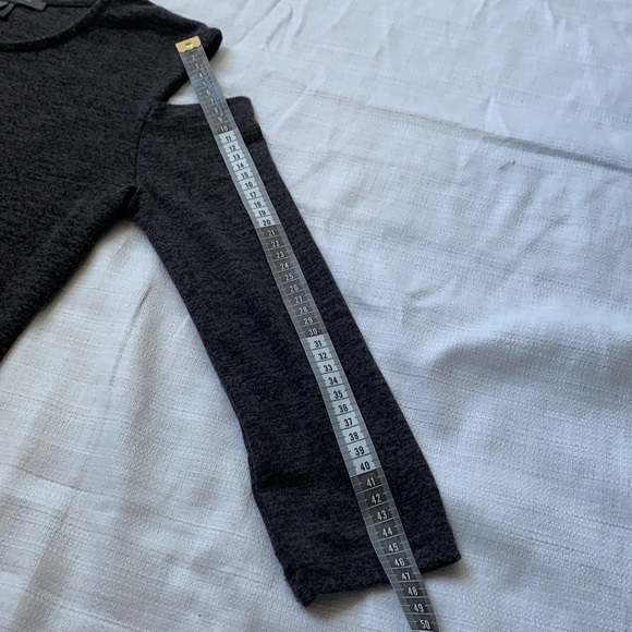 ✨2 for $25 FRENCH CONNECTION cold shoulder shirt | size M - Picture 7 of 8